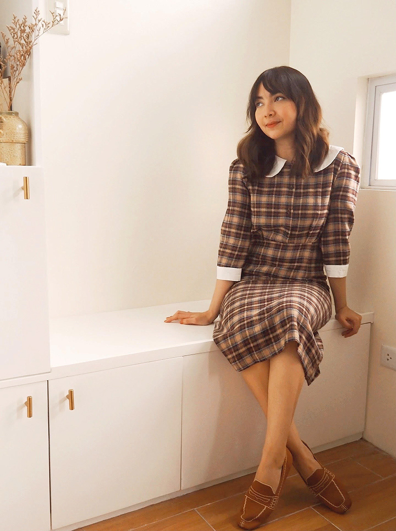 In The Cracks Of Light