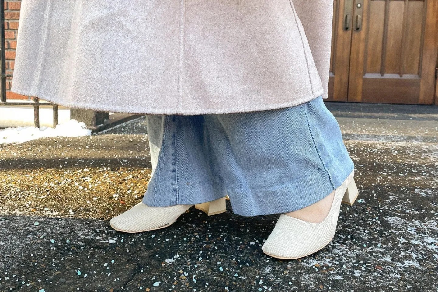 Pictured Left: VIVAIA Square-Toe Chunky Heels in Cream Ivory, Pictured Right: VIVAIA Pointed-Toe Ballet Flats in Natural Peach