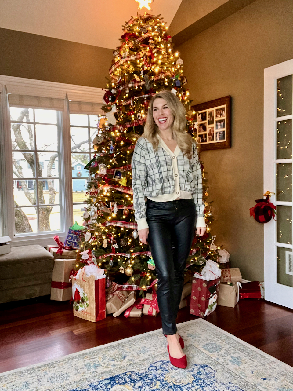 6 Ways to Wear Red Flats 6 Ways to Wear Red Flats