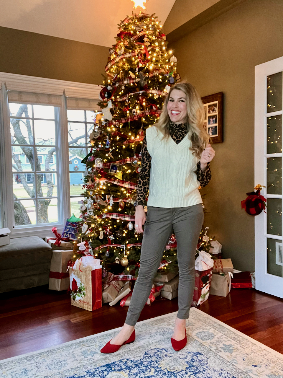 6 Ways to Wear Red Flats 6 Ways to Wear Red Flats